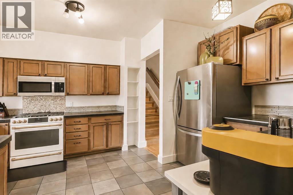 189 Brooks Place - 16