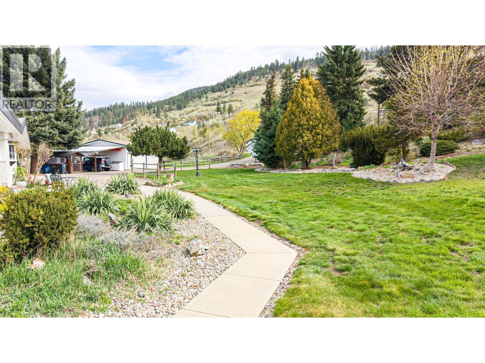 701 Robin Road - 13