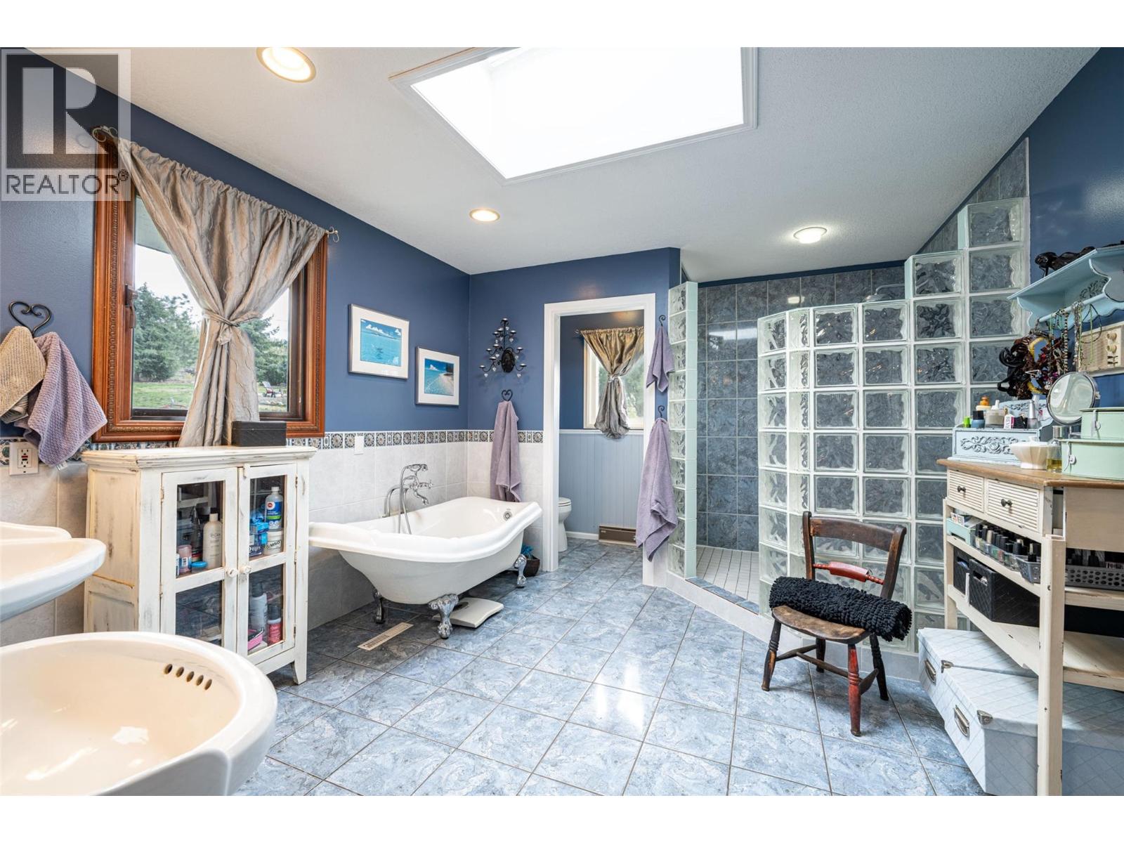 701 Robin Road - 57