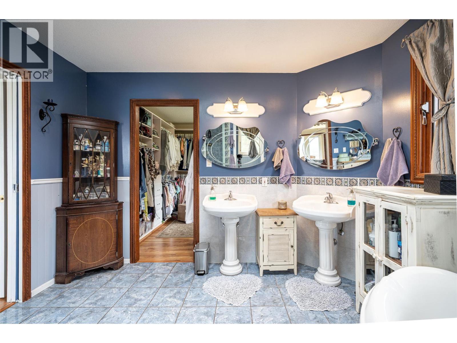 701 Robin Road - 58