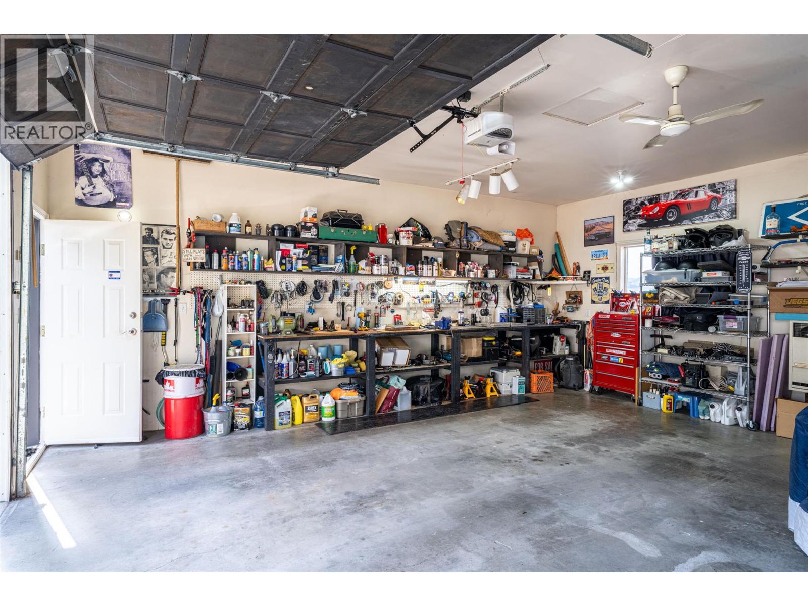 701 Robin Road - 88