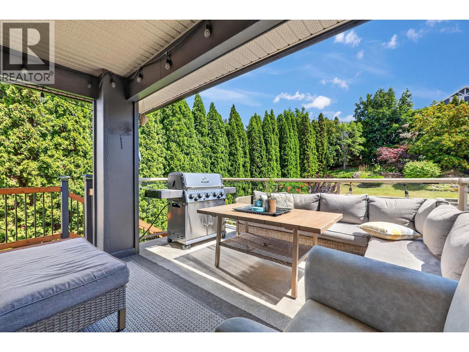 10425 Sherman Drive, Lake Country