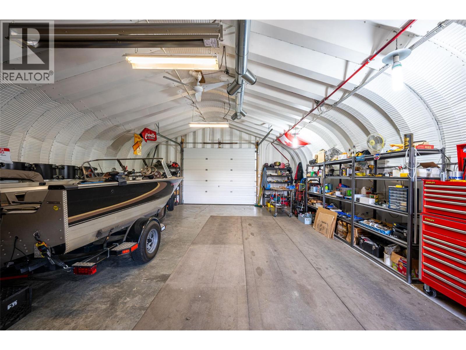 701 Robin Road - 86