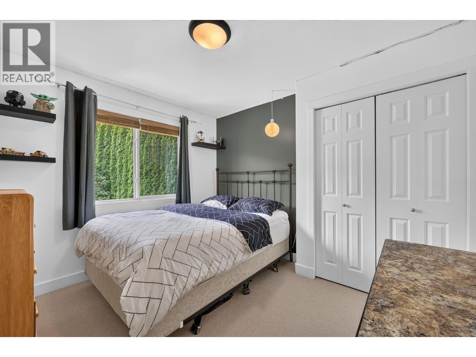 10425 Sherman Drive, Lake Country