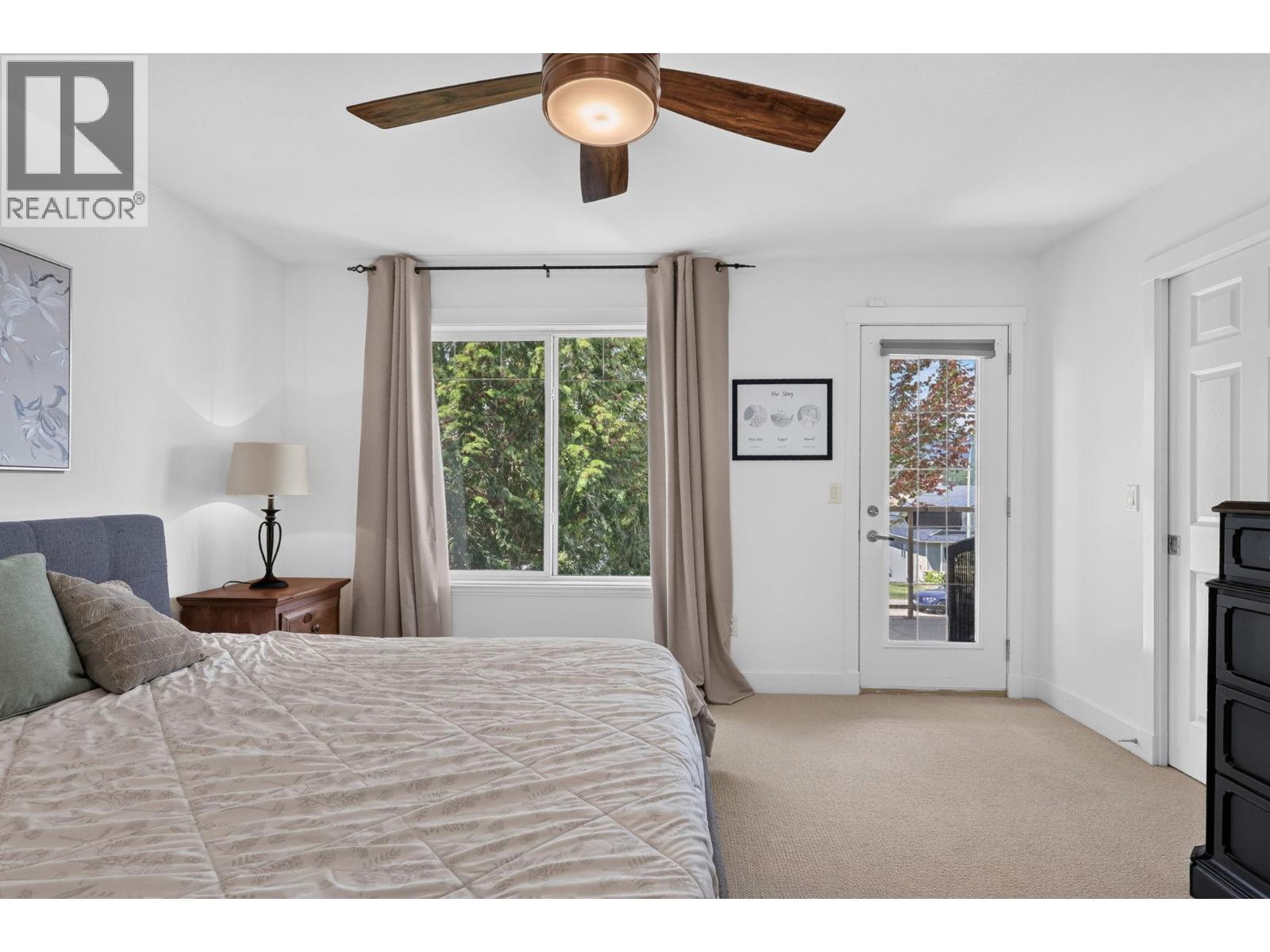 10425 Sherman Drive, Lake Country