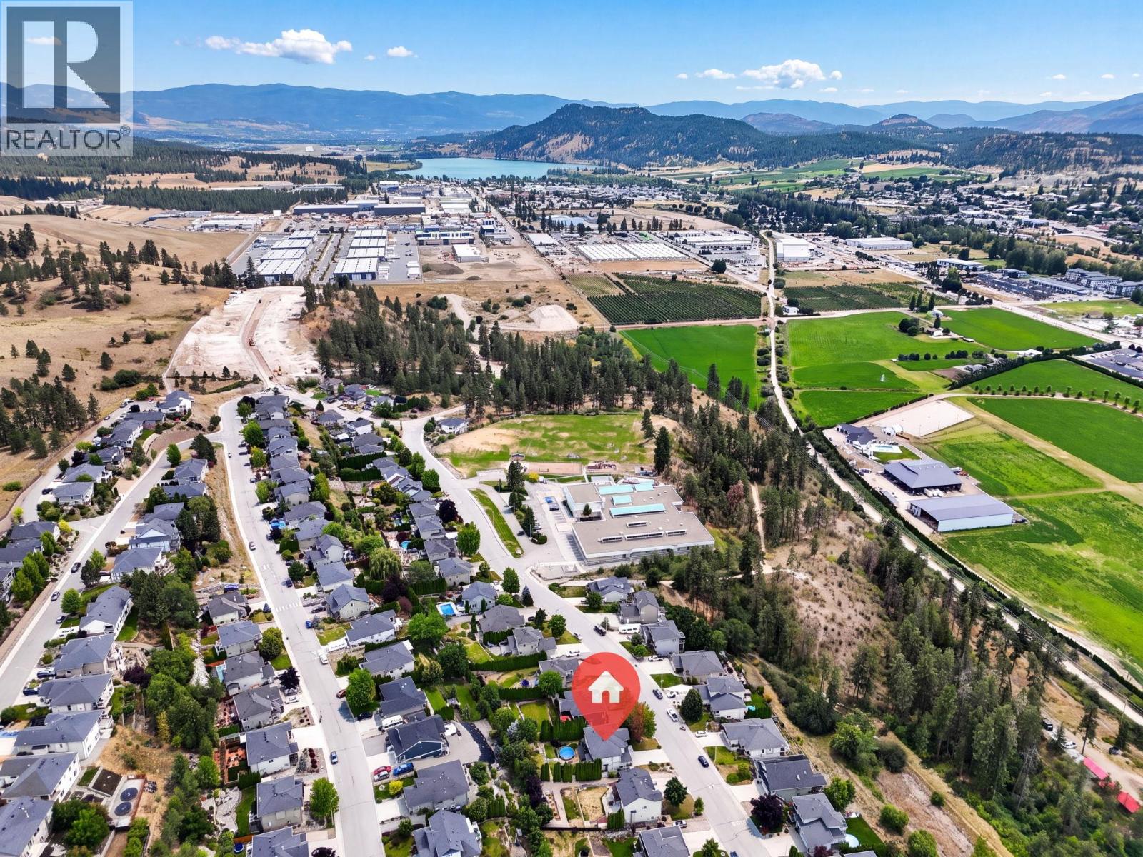 10425 Sherman Drive, Lake Country