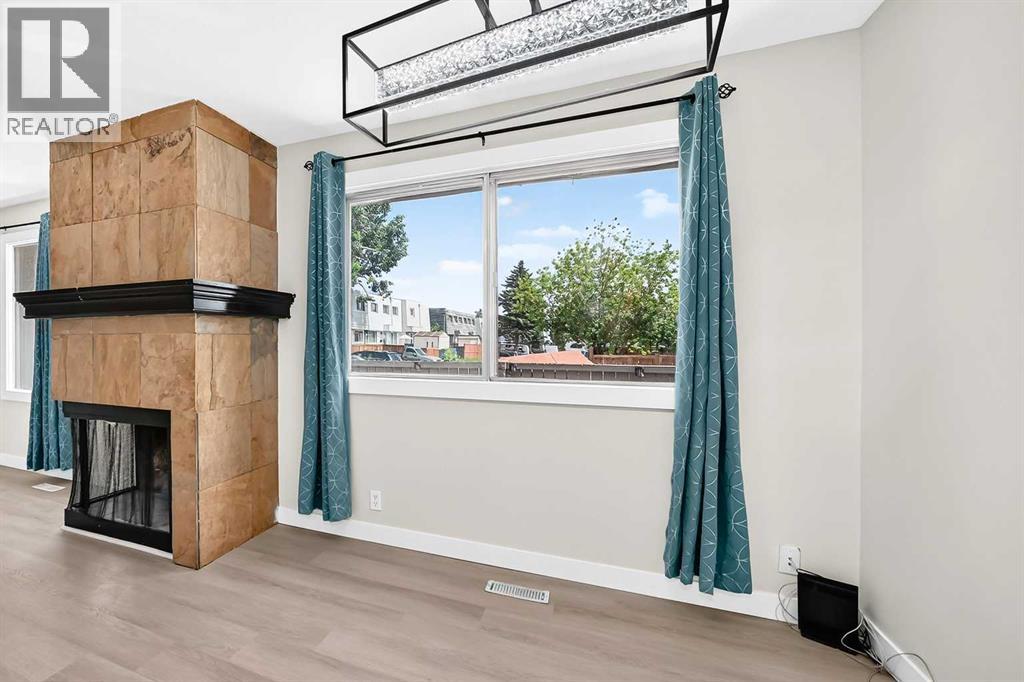 #1 6408 4 Street NE - 14