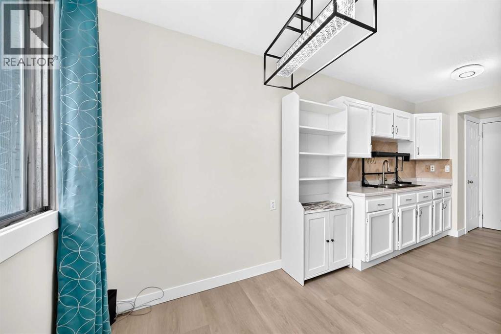 #1 6408 4 Street NE - 12