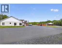 1321 Principale, Beresford, NB E8K1A1 Photo 8