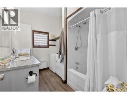 1321 Principale, Beresford, NB E8K1A1 Photo 41