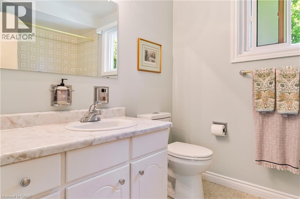 255 SPRING GARDEN Road - 24