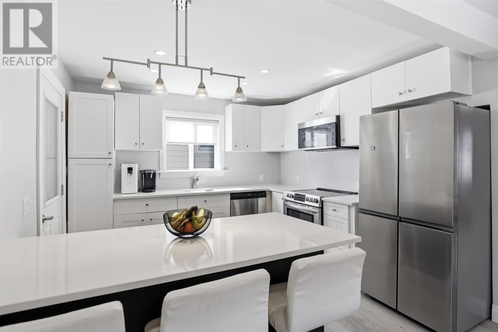 148 Turner AVE - 12