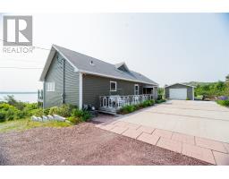 17 Bunkers Hill Road thumbnail 6