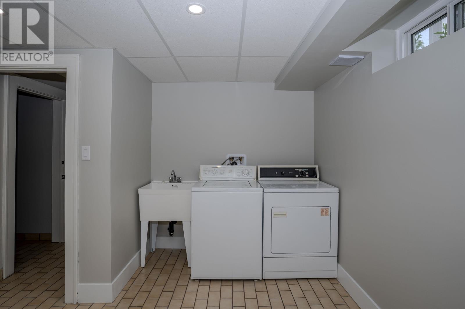 120 High ST - 36