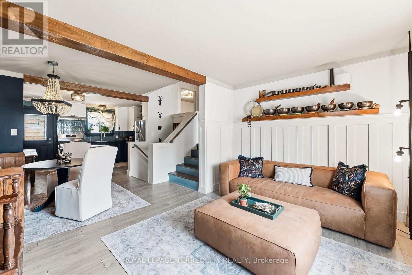 65 BOOTH STREET S - 8