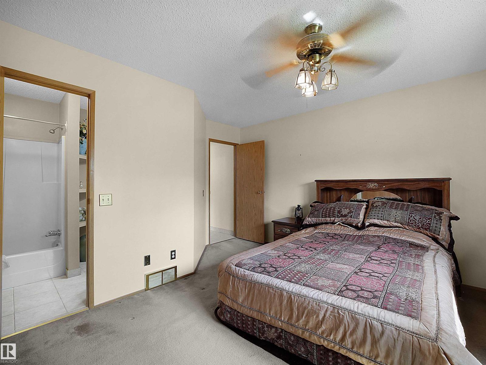 10711 24 AV NW - 21