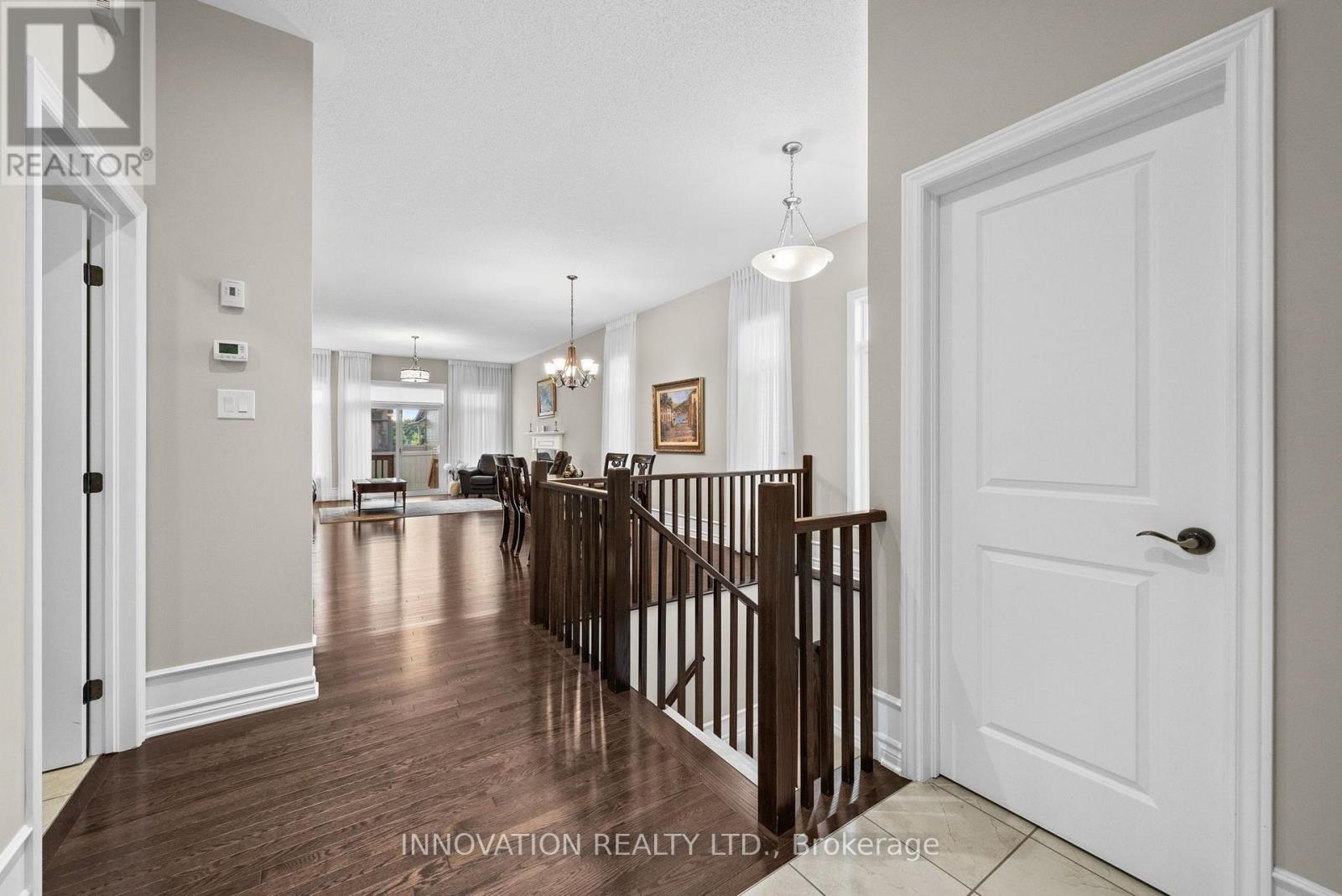 656 BRIDLEGLEN CRESCENT - 11