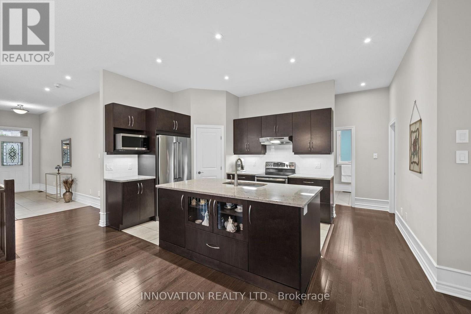 656 BRIDLEGLEN CRESCENT - 15