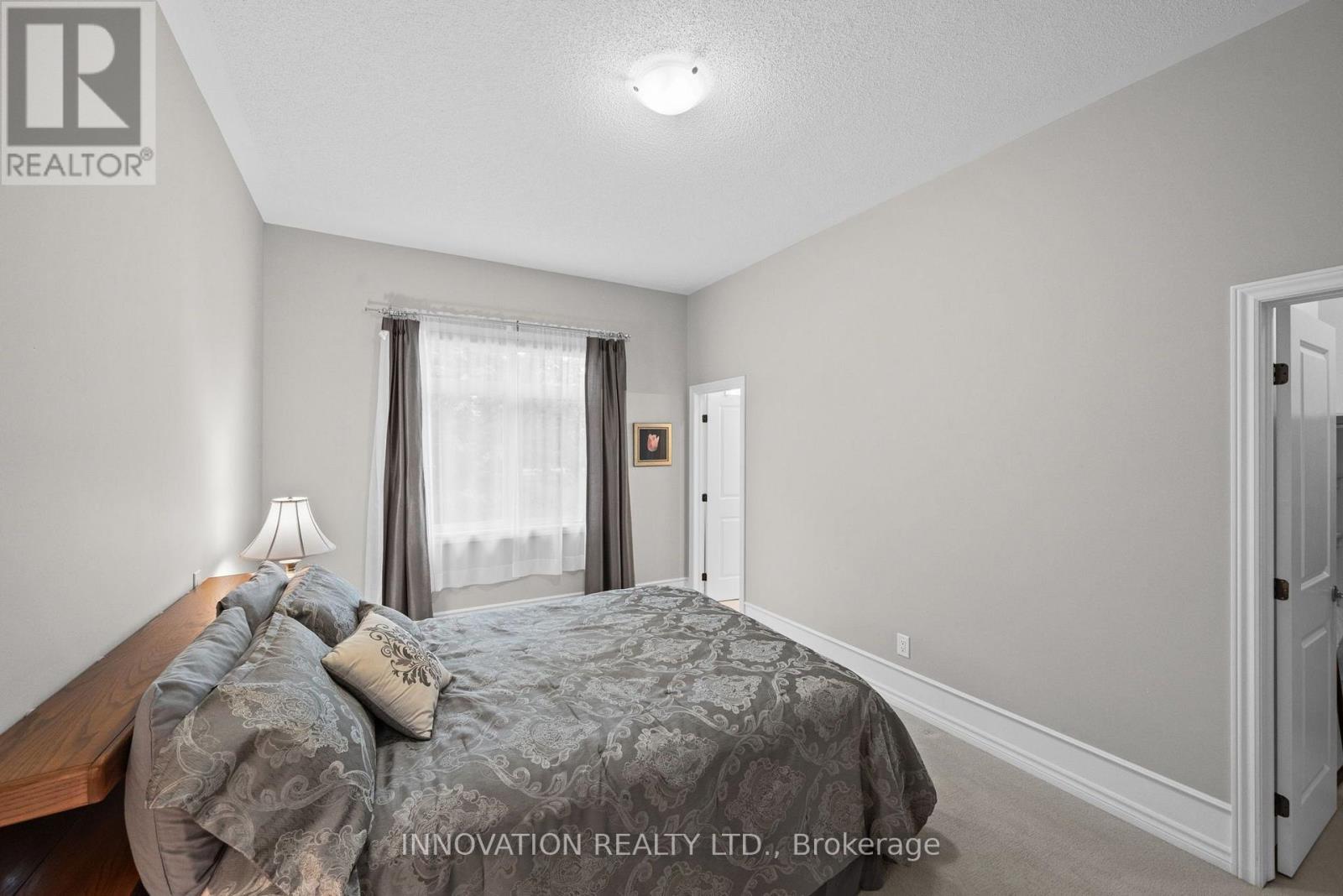 656 BRIDLEGLEN CRESCENT - 26