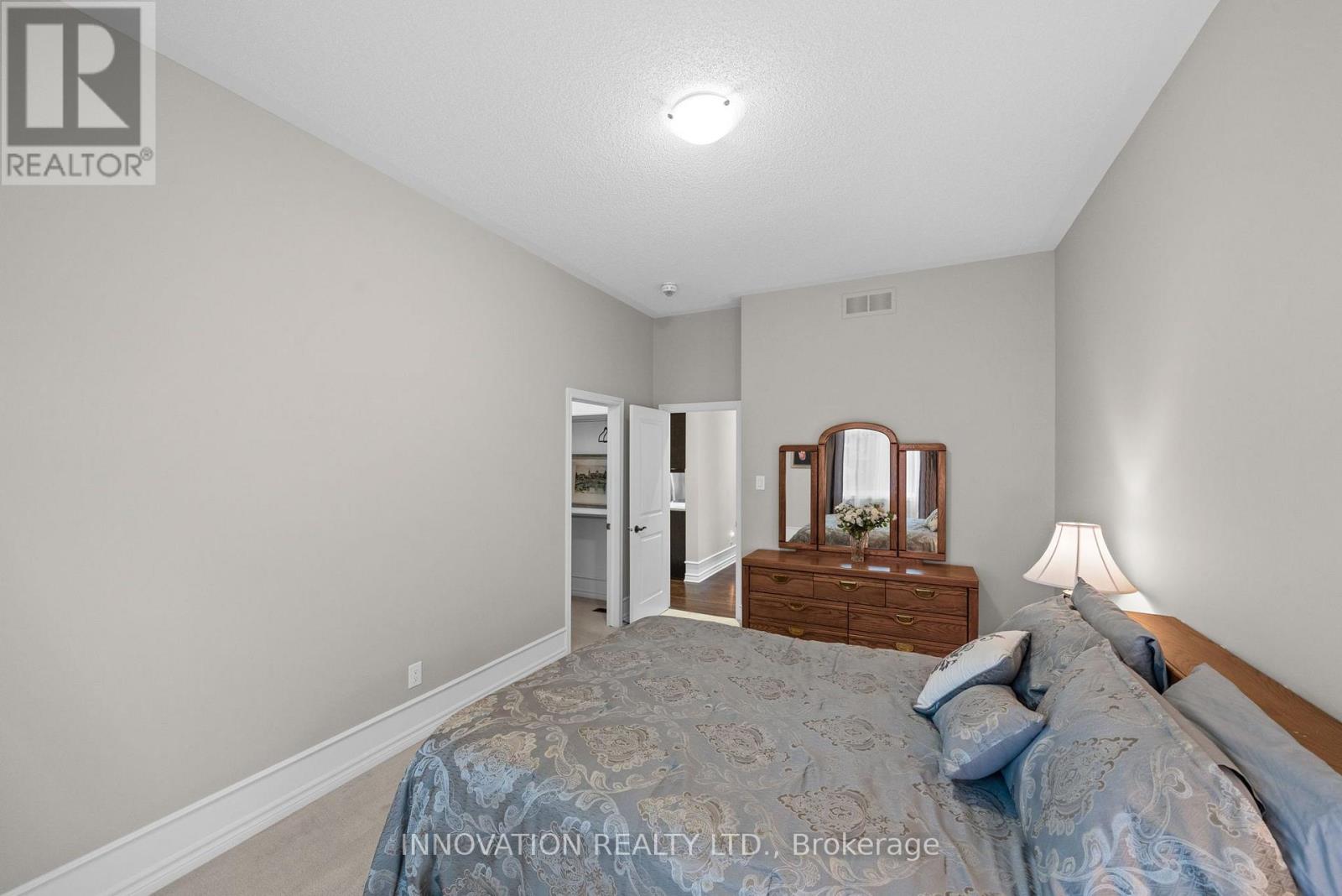 656 BRIDLEGLEN CRESCENT - 27