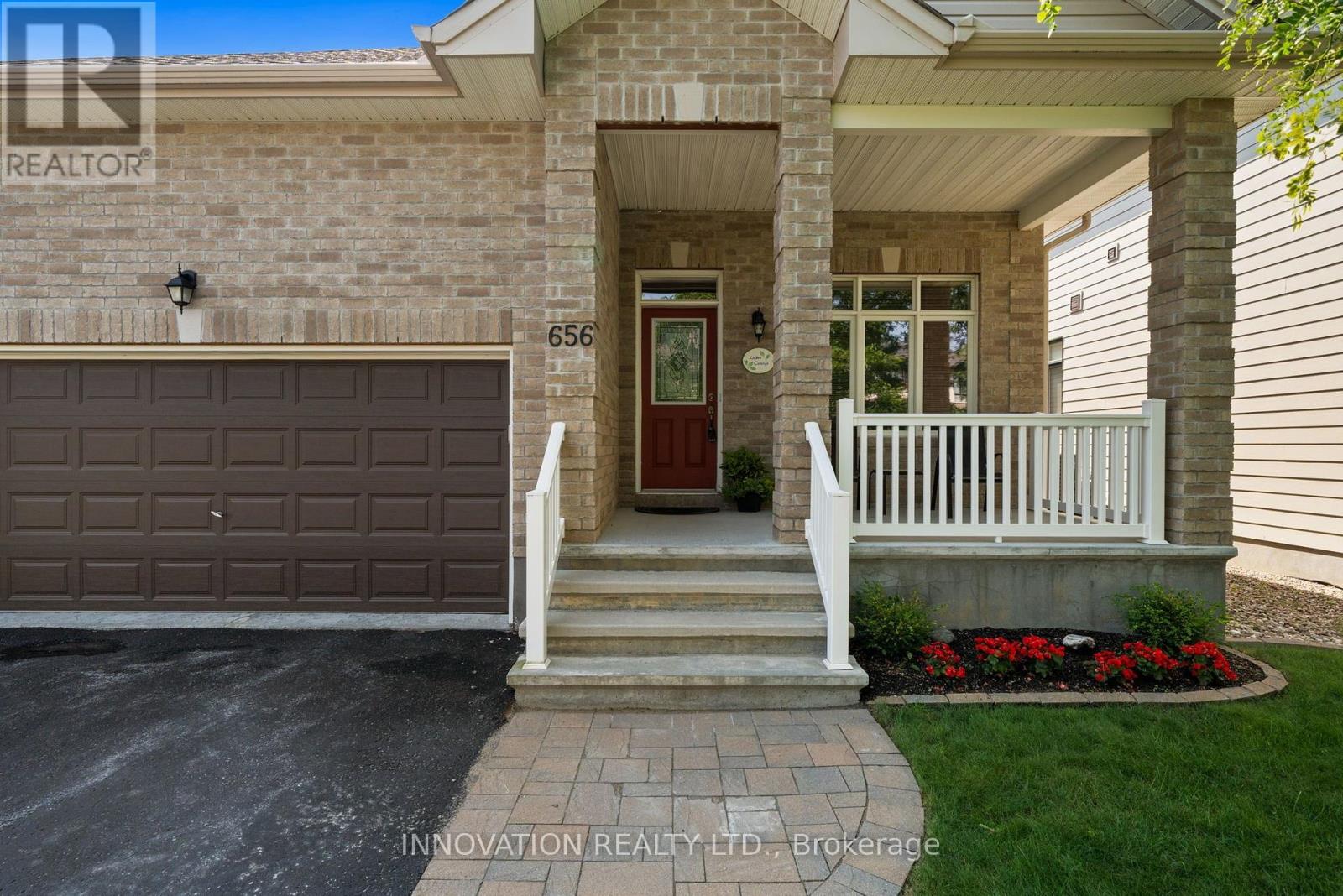 656 BRIDLEGLEN CRESCENT - 4