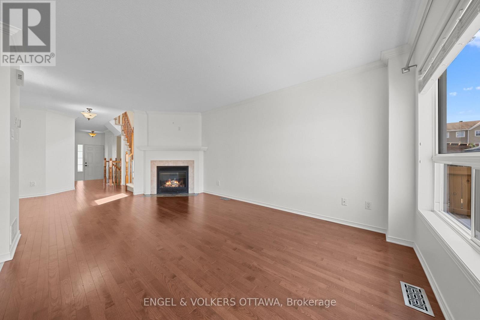 789 COBBLE HILL DRIVE - 12