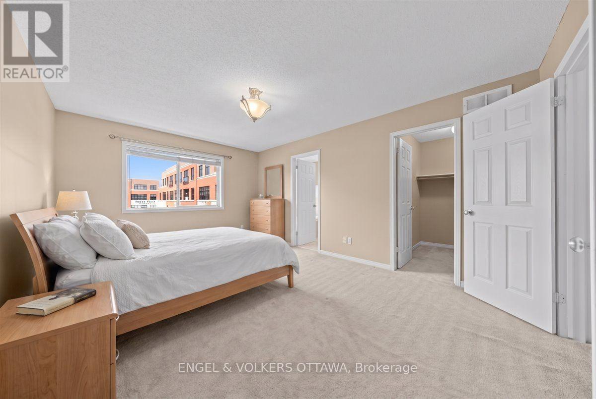 789 COBBLE HILL DRIVE - 28