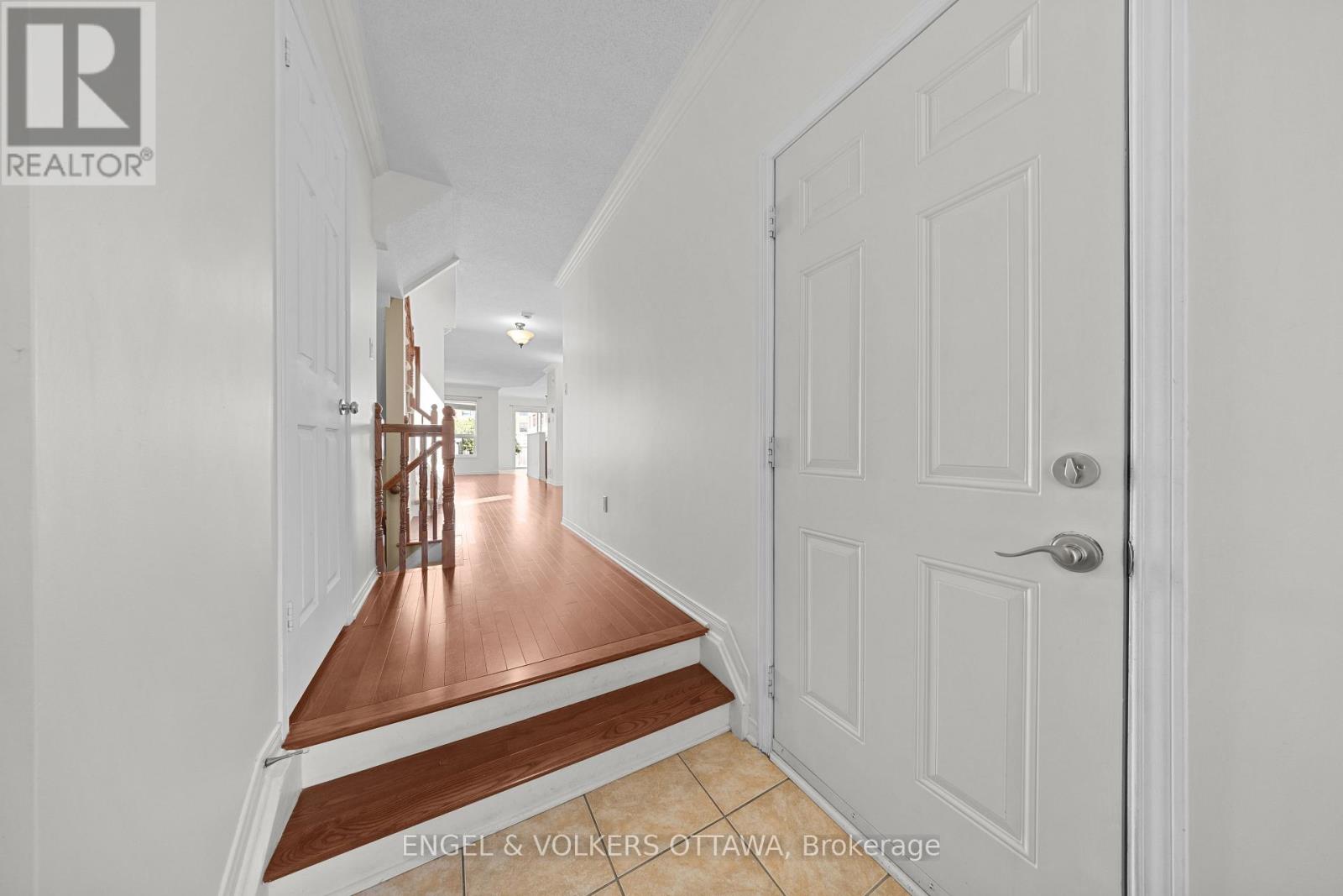 789 COBBLE HILL DRIVE - 3