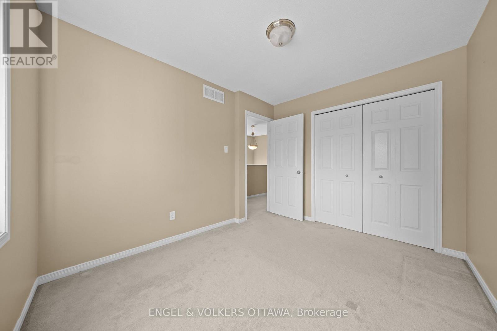 789 COBBLE HILL DRIVE - 36