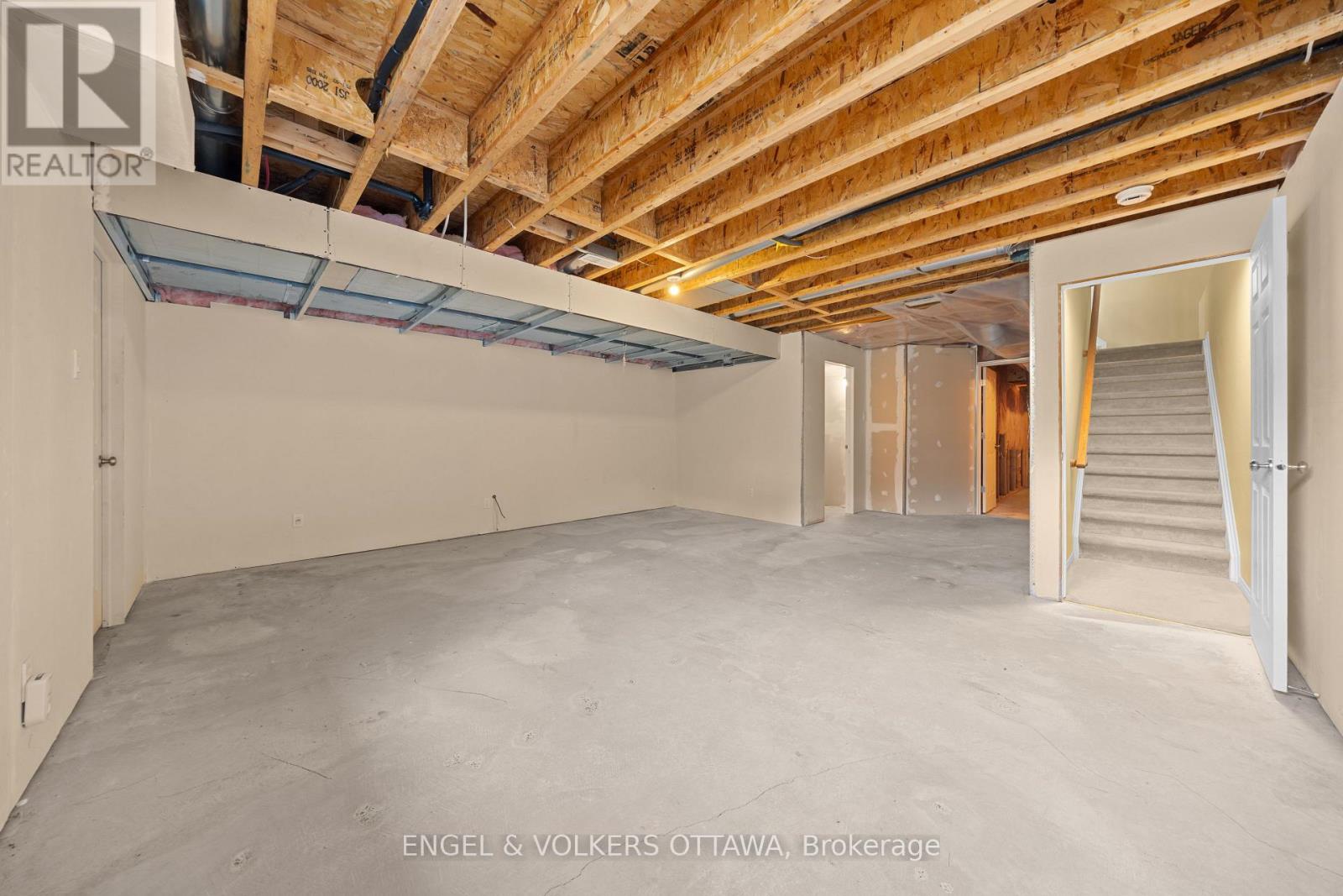 789 COBBLE HILL DRIVE - 37