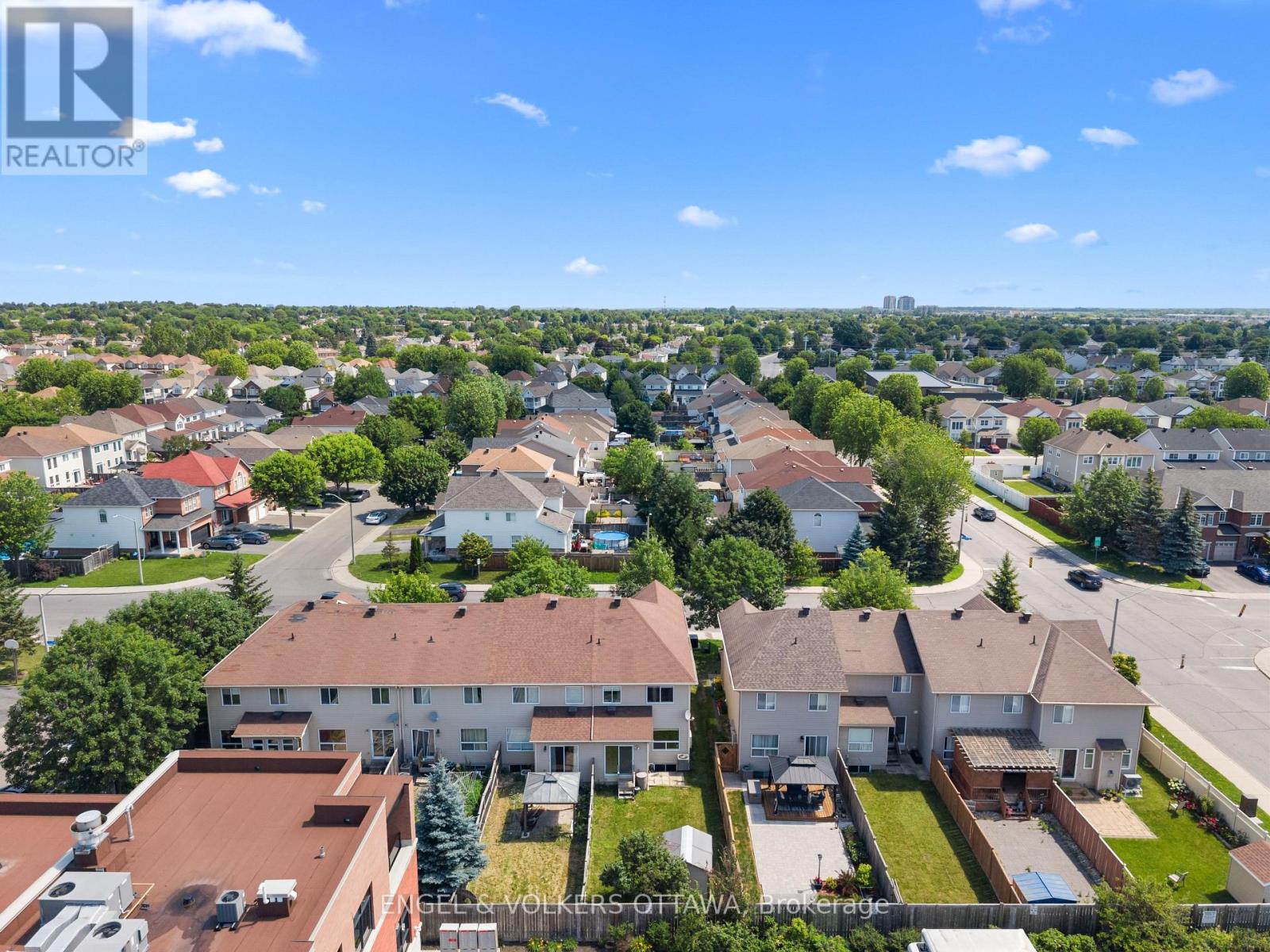 789 COBBLE HILL DRIVE - 45