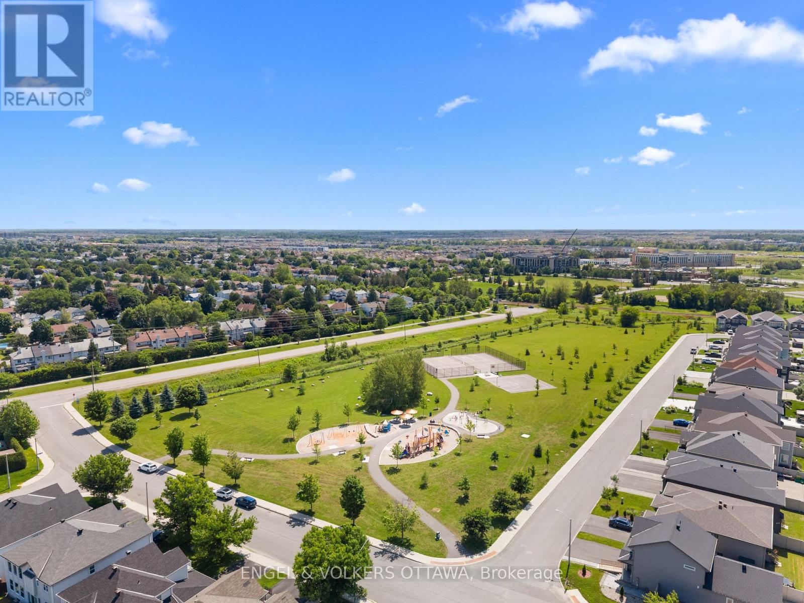 789 COBBLE HILL DRIVE - 48