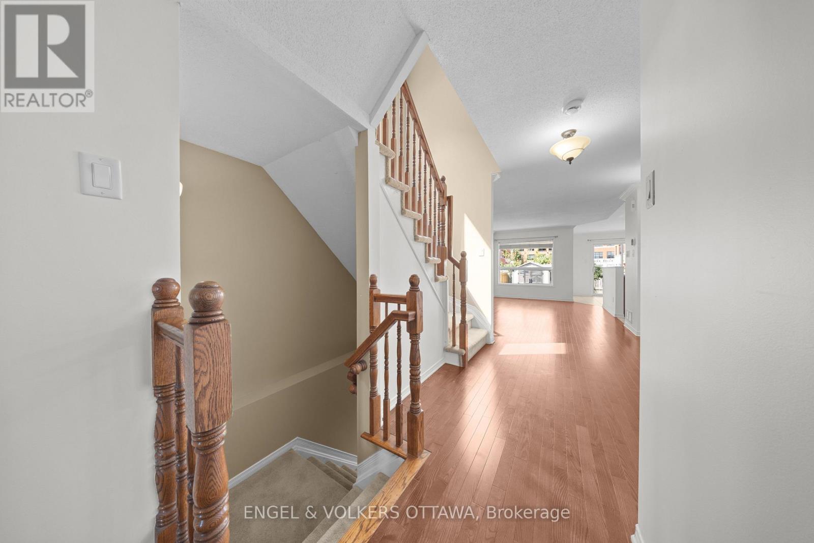 789 COBBLE HILL DRIVE - 5