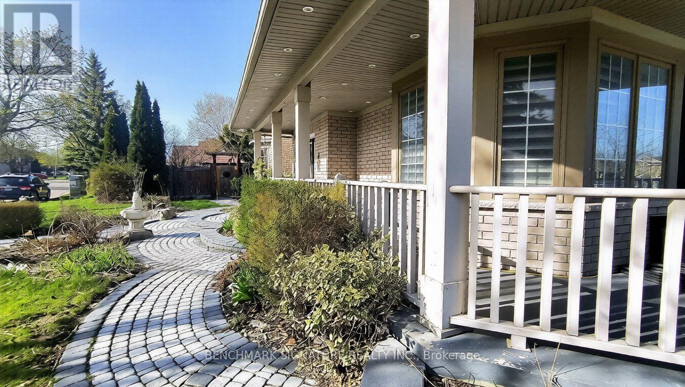 75 BOXWOOD CRESCENT - 3