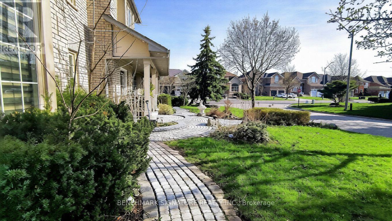 75 BOXWOOD CRESCENT - 5