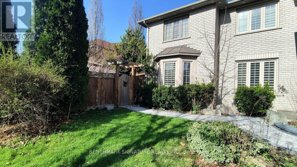 75 BOXWOOD CRESCENT - 6