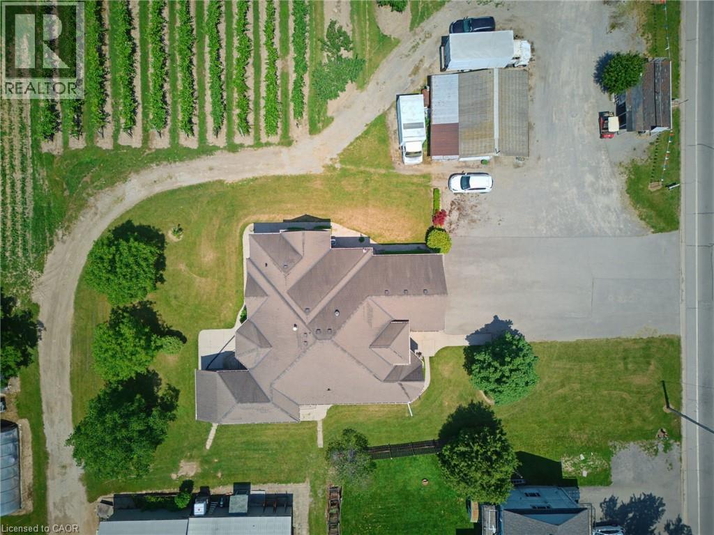 4188 VICTORIA Avenue - 46