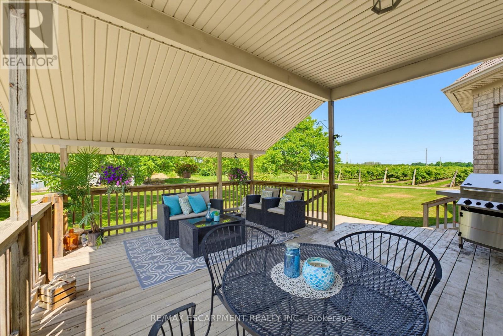4188 VICTORIA AVENUE - 42
