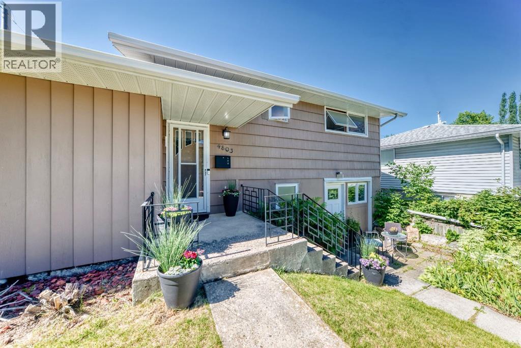 4803 5 Avenue SW - photo 5