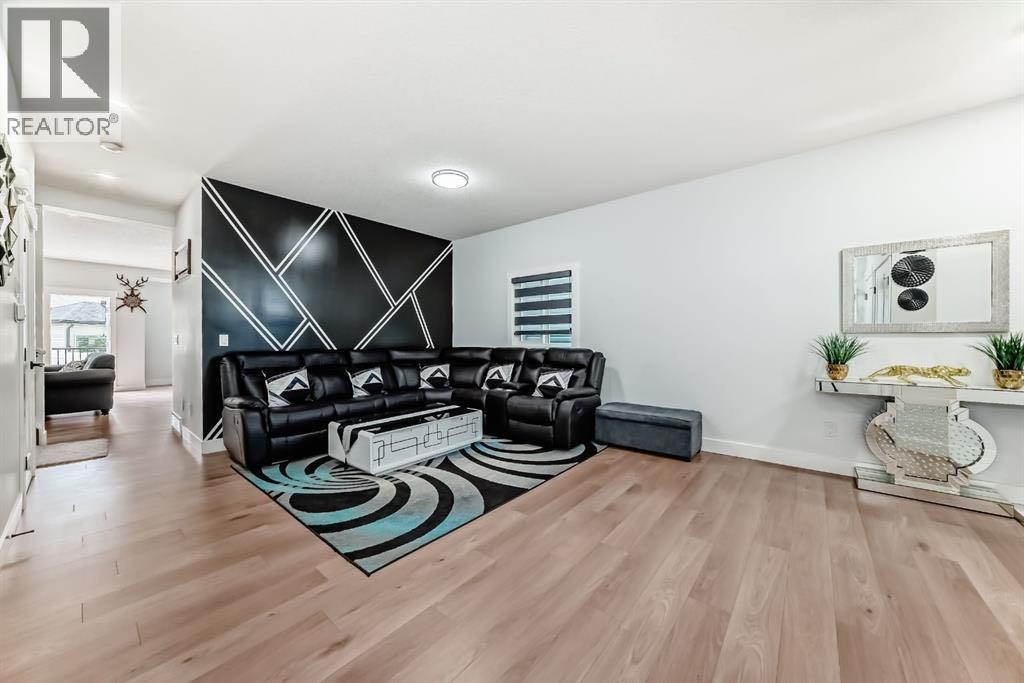 127 Saddlecrest Grove NE - 13
