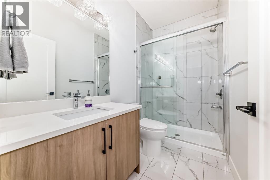 127 Saddlecrest Grove NE - 16