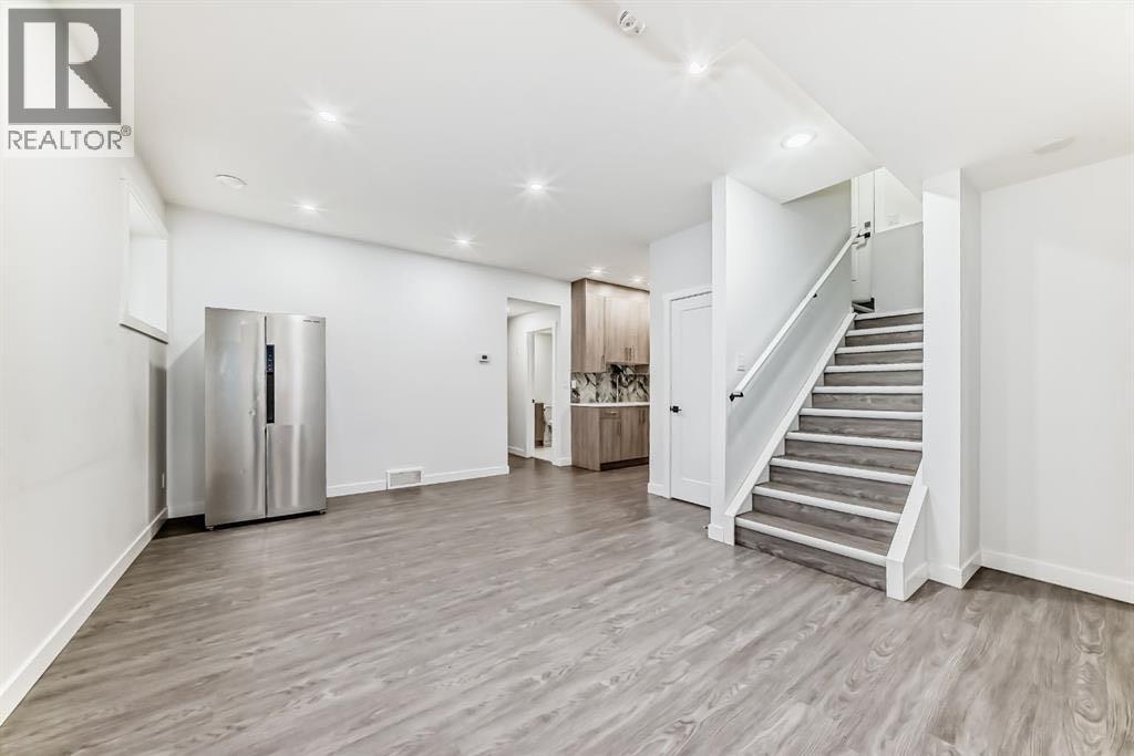 127 Saddlecrest Grove NE - 36