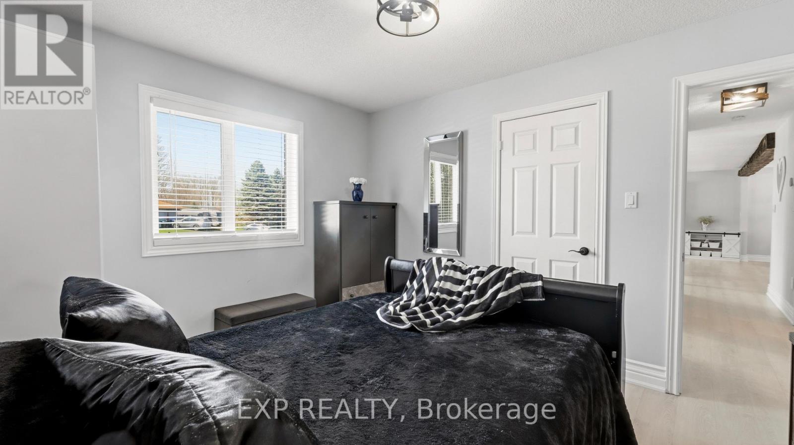 57 PINE PARK BOULEVARD - 20