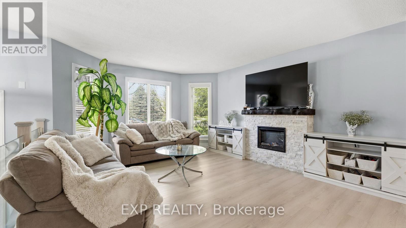 57 PINE PARK BOULEVARD - 9