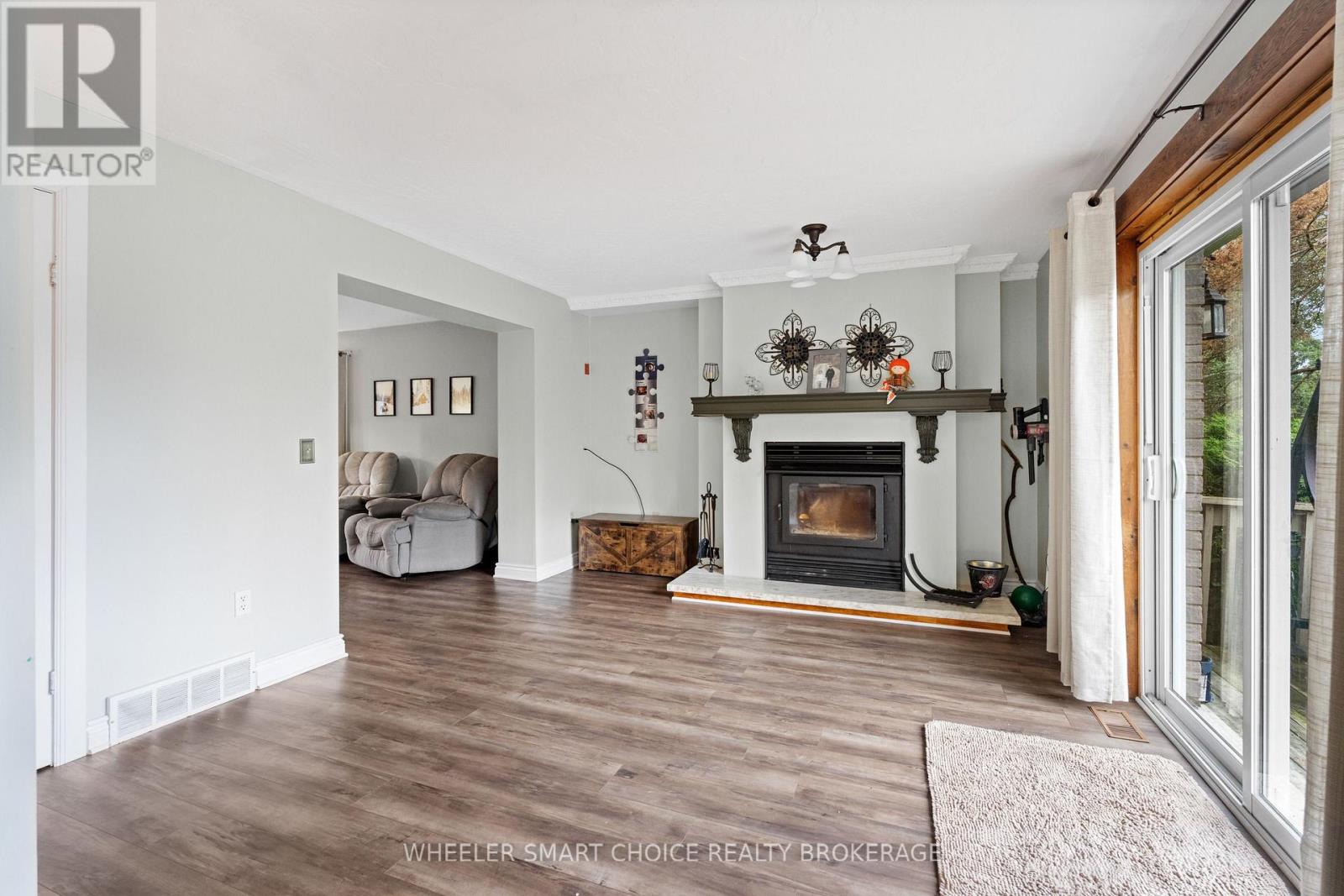 7 LOYALIST CRESCENT - Image 16