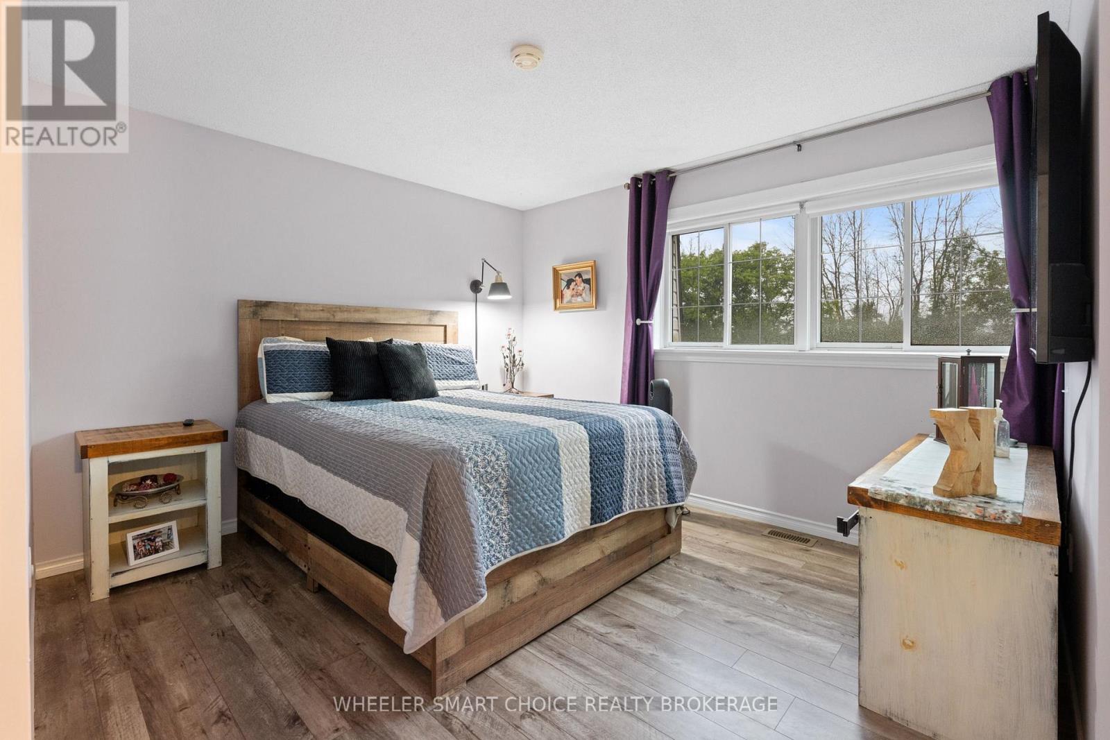 7 LOYALIST CRESCENT - Image 28