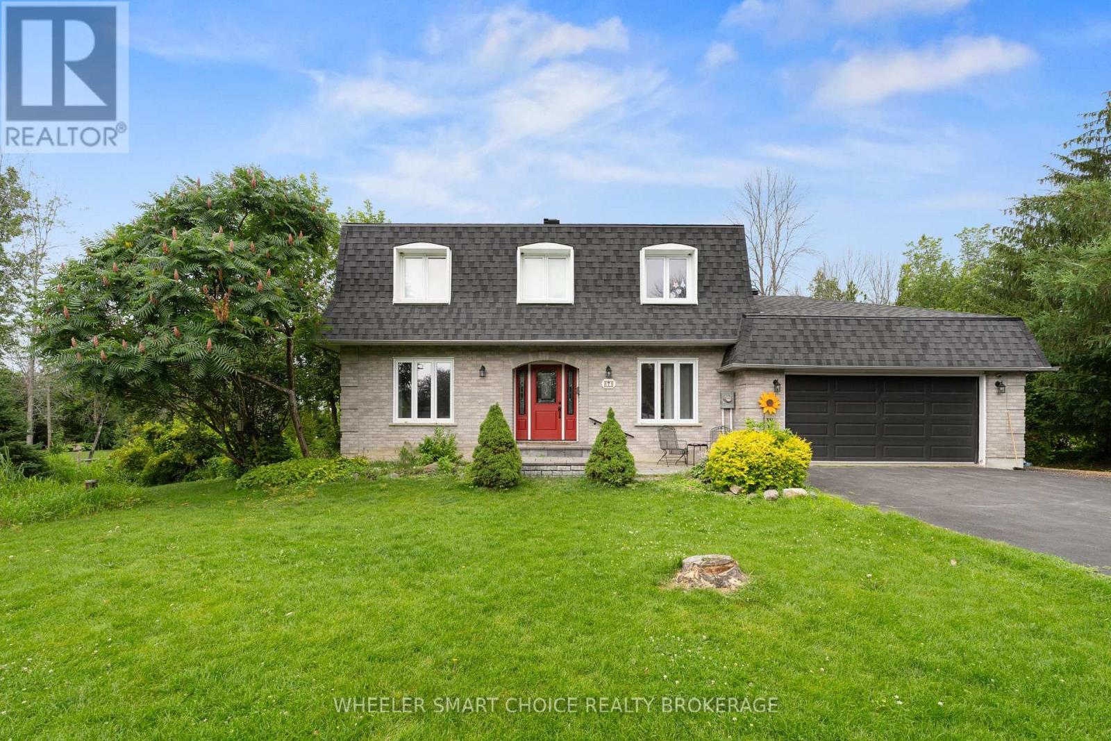 7 LOYALIST CRESCENT - Image 3