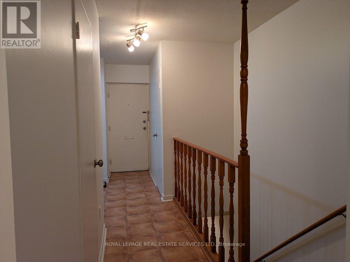 #12 2035 SOUTH MILLWAY DRIVE - 11
