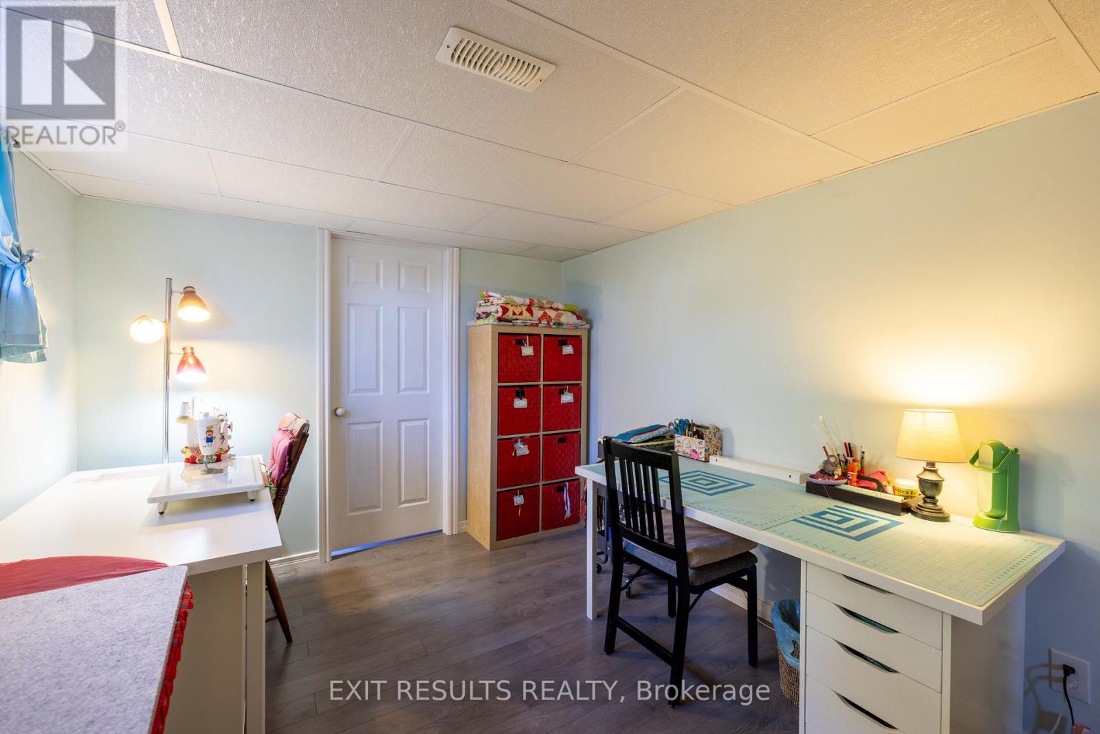 8 RAVARY STREET - 27