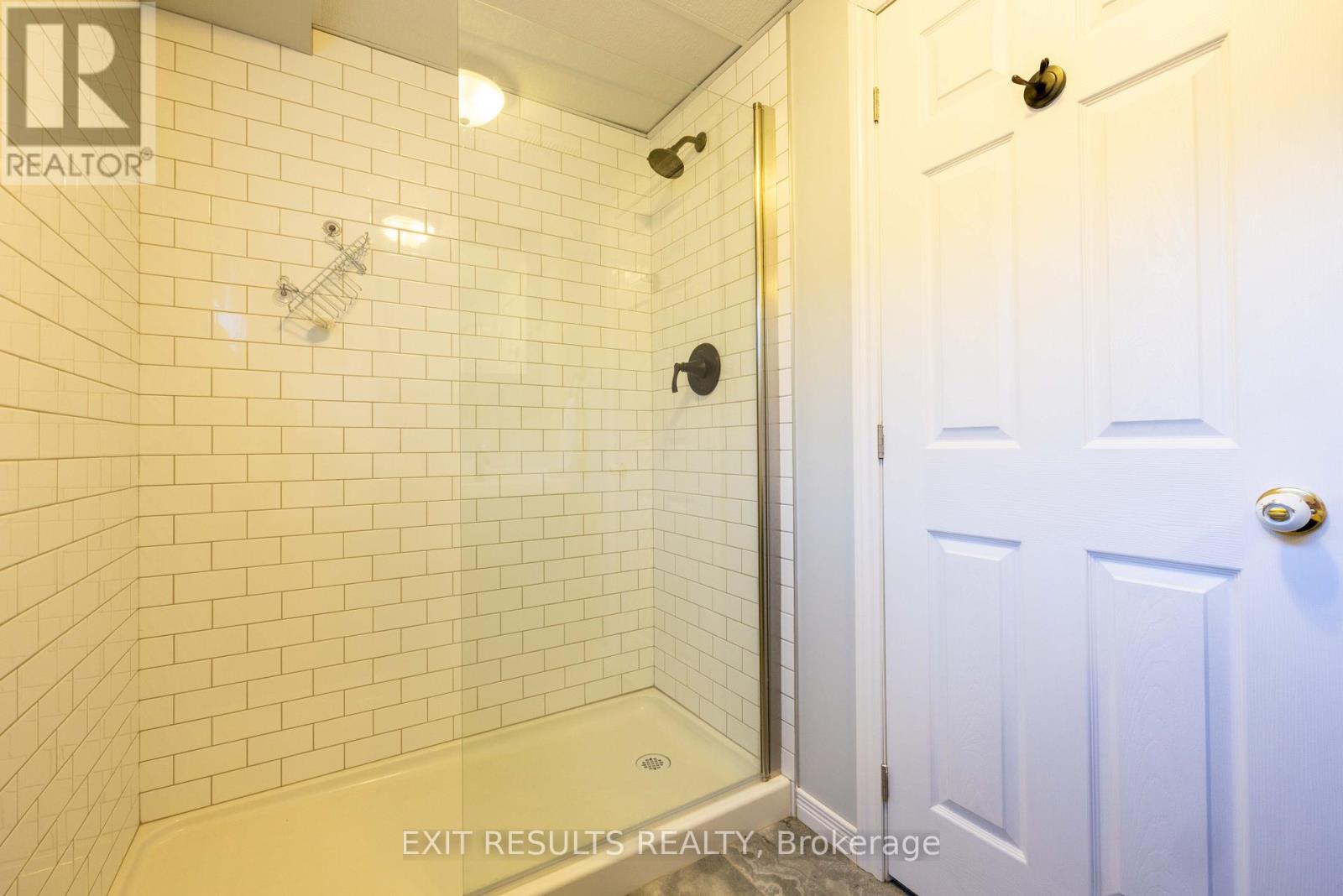 8 RAVARY STREET - 29